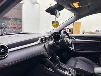 MG MG ZS 1.0 T-GDI Exclusive SUV 5dr Petrol Auto Euro 6 (111 ps)
