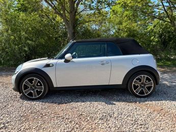MINI CONVERTIBLE 1.6 Cooper Convertible 2dr Petrol Manual Euro 6 (s/s) (122 ps)