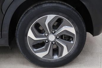 HYUNDAI KONA 1.6 h-GDi SE SUV 5dr Petrol Hybrid DCT Euro 6 (s/s) (141 ps)