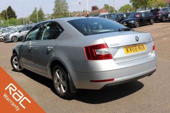 SKODA OCTAVIA 1.6 TDI SCR SE Technology Hatchback 5dr Diesel DSG Euro 6 (s/s) 