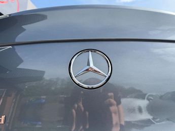 MERCEDES-BENZ GLC 2.0 GLC220d AMG Line (Premium) Coupe 5dr Diesel G-Tronic+ 4MATIC