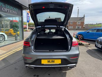 MERCEDES-BENZ GLC 2.0 GLC220d AMG Line (Premium) Coupe 5dr Diesel G-Tronic+ 4MATIC