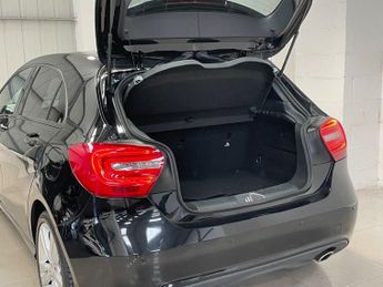 MERCEDES-BENZ A-CLASS 2.1 A200 CDI Sport Hatchback 5dr Diesel 7G-DCT Euro 6 (s/s) (136
