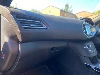 PEUGEOT 308 1.2 PureTech GT Line Hatchback 5dr Petrol Manual Euro 6 (s/s) (1