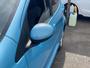 TOYOTA AYGO 1.0 VVT-i Move Hatchback 5dr Petrol Manual Euro 5 (68 ps)
