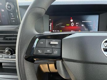 VAUXHALL Vivaro Life Electric 75kWh Combi XL MPV 5dr Electric Auto LWB (9 Seat, 7.4kW Charger)