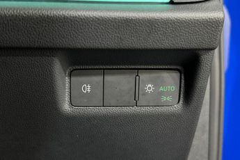 SKODA ENYAQ IV 62kWh 60 Nav Loft SUV 5dr Electric Auto (179 ps) Touchscreen, Ap