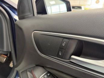 MERCEDES-BENZ A CLASS 2.1 A200d AMG Line (Premium) Hatchback 5dr Diesel 7G-DCT Euro 6 