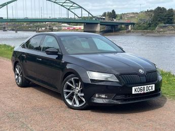 Skoda Superb 2.0 TDI SportLine Hatchback 5dr Diesel DSG 4WD Euro 6 (s/s) (190