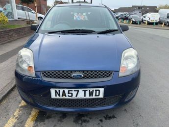 FORD FIESTA 1.25 Style Climate Hatchback 5dr Petrol Manual (142 g/km, 74 bhp