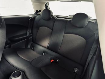 MINI HATCH 1.5 Cooper Hatchback 3dr Petrol Manual Euro 6 (s/s) (136 ps)