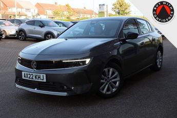 VAUXHALL ASTRA 1.2 Turbo Design Hatchback 5dr Petrol Auto Euro 6 (s/s) (130 ps)