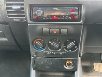 VAUXHALL ZAFIRA 1.8i 16v Life MPV 5dr Petrol Automatic (208 g/km, 123 bhp)