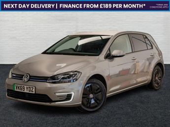 Volkswagen Golf 35.8kWh e-Golf Hatchback 5dr Electric Auto (136 ps)
