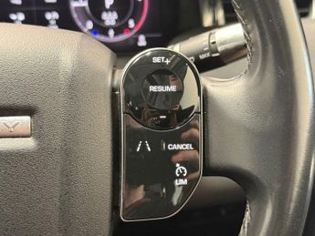 LAND ROVER DISCOVERY SPORT 2.0 D180 MHEV SE SUV 5dr Diesel Auto 4WD Euro 6 (s/s) (180 ps)