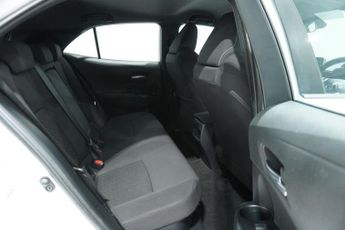TOYOTA COROLLA 1.8 VVT-h GPF Icon Tech Hatchback 5dr Petrol Hybrid CVT Euro 6 (