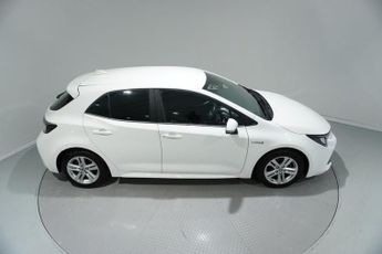 TOYOTA COROLLA 1.8 VVT-h GPF Icon Tech Hatchback 5dr Petrol Hybrid CVT Euro 6 (