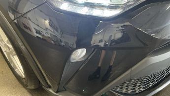 TOYOTA C-HR 1.8 VVT-h GPF Icon SUV 5dr Petrol Hybrid CVT Euro 6 (s/s) (122 p