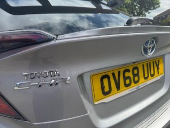 TOYOTA C-HR 1.8 VVT-h Dynamic SUV 5dr Petrol Hybrid CVT Euro 6 (s/s) (122 ps