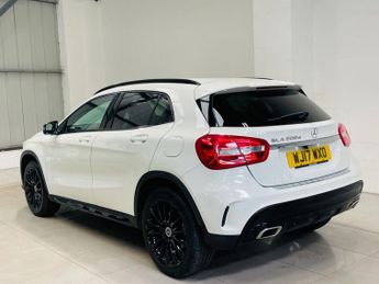 MERCEDES-BENZ GLA 2.1 GLA200d AMG Line SUV 5dr Diesel Manual Euro 6 (s/s) (136 ps)