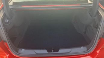 JAGUAR XE 2.0d R-Sport Saloon 4dr Diesel Auto AWD Euro 6 (s/s) (240 ps)