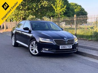Skoda Superb 2.0 TDI SE L Executive Hatchback 5dr Diesel DSG Auto 6Spd 4WD Eu