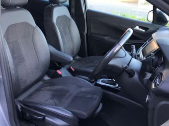 VAUXHALL CROSSLAND 1.2 Turbo Ultimate SUV 5dr Petrol Auto Euro 6 (s/s) (130 ps)