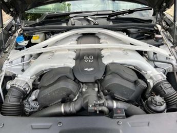 ASTON MARTIN VANQUISH 5.9 Vanquish V12 2+2 Auto 2dr