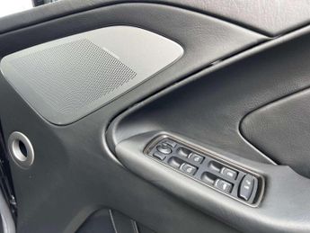 ASTON MARTIN VANQUISH 5.9 Vanquish V12 2+2 Auto 2dr