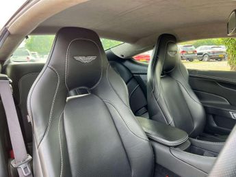 ASTON MARTIN VANQUISH 5.9 Vanquish V12 2+2 Auto 2dr