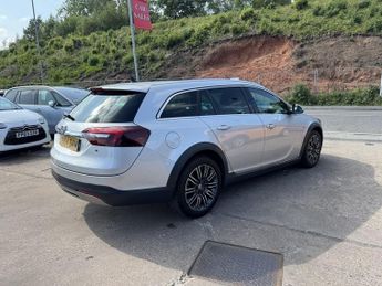 VAUXHALL INSIGNIA 2.0 CDTi Nav Country Tourer 5dr Diesel Auto 4WD Euro 5 (163 ps)