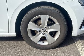 SKODA SCALA 1.0 TSI SE Hatchback 5dr Petrol DSG Euro 6 (s/s) (110 ps) Cruise