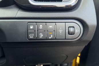 KIA XCEED 1.6 GDi 8.9kWh First Edition SUV 5dr Petrol Plug-in Hybrid DCT E
