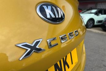 KIA XCEED 1.6 GDi 8.9kWh First Edition SUV 5dr Petrol Plug-in Hybrid DCT E