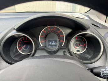 HONDA JAZZ 1.4 i-VTEC ES Plus Hatchback 5dr Petrol CVT Euro 5 (99 ps)