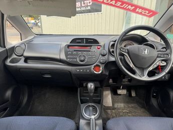 HONDA JAZZ 1.4 i-VTEC ES Plus Hatchback 5dr Petrol CVT Euro 5 (99 ps)