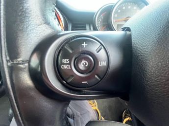 MINI HATCH 1.5 Cooper Hatchback 5dr Petrol Steptronic Euro 6 (s/s) (136 ps)