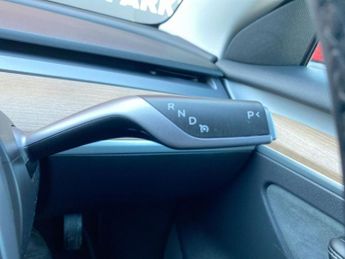 TESLA Model 3 Saloon 4dr Electric Auto RWD (241 bhp)