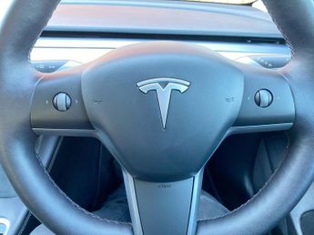TESLA Model 3 Saloon 4dr Electric Auto RWD (241 bhp)