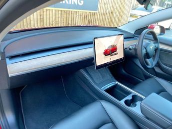 TESLA Model 3 Saloon 4dr Electric Auto RWD (241 bhp)