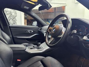 BMW 3 SERIES 2.0 330e 12kWh M Sport Saloon 4dr Petrol Plug-in Hybrid Auto Eur