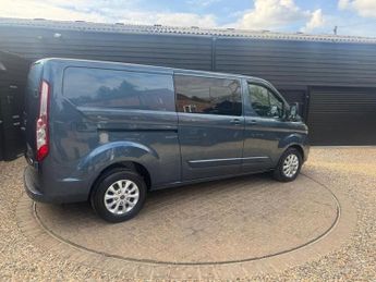 FORD TRANSIT CUSTOM 2.0 300 EcoBlue Limited Crew Van Double Cab 5dr Diesel Auto L2 H