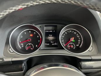 VOLKSWAGEN SCIROCCO 2.0 TSI BlueMotion Tech R-Line Hatchback 3dr Petrol DSG Euro 6 (