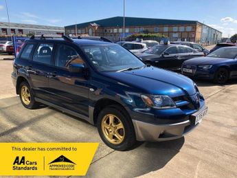 Mitsubishi Outlander 2.4 Sport SE SUV 5dr Petrol Automatic  MOT SERVICE WARRANTY 