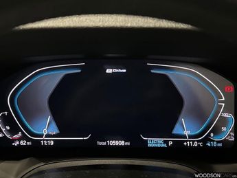 BMW 3 SERIES 2.0 330e 12kWh SE Pro Saloon 4dr Petrol Plug-in Hybrid Auto Euro