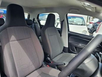 VOLKSWAGEN UP! AUTOMATIC 1.0 Move up! Hatchback 5dr Petrol ASG Euro 6 (60 ps)