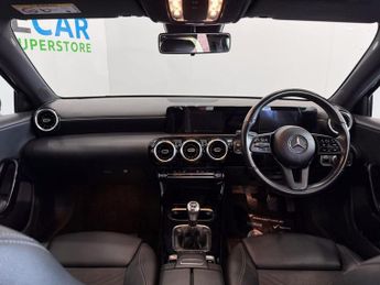 MERCEDES-BENZ A-CLASS 1.3 A180 SE Hatchback 5dr Petrol Manual Euro 6 (s/s) (136 ps)