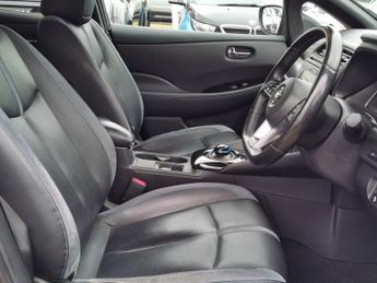 NISSAN LEAF 40kWh Tekna Hatchback 5dr Electric Auto (150 ps)