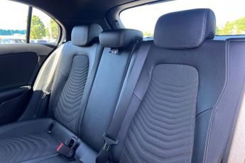 MERCEDES-BENZ A-CLASS 1.5 A180d SE (Executive) Hatchback 5dr Diesel 7G-DCT Euro 6 (s/s