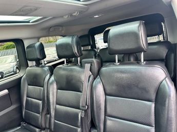 PEUGEOT TRAVELLER 2.0 BlueHDi Allure Standard MPV 5dr Diesel EAT8 MWB Euro 6 (s/s)